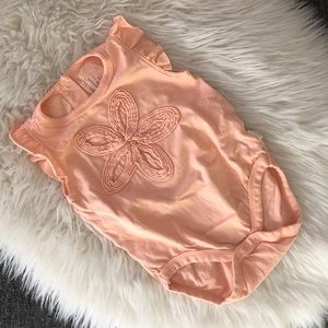 Burt’s Bees🐝 Flower Organic Flutter-Sleeve Onesie